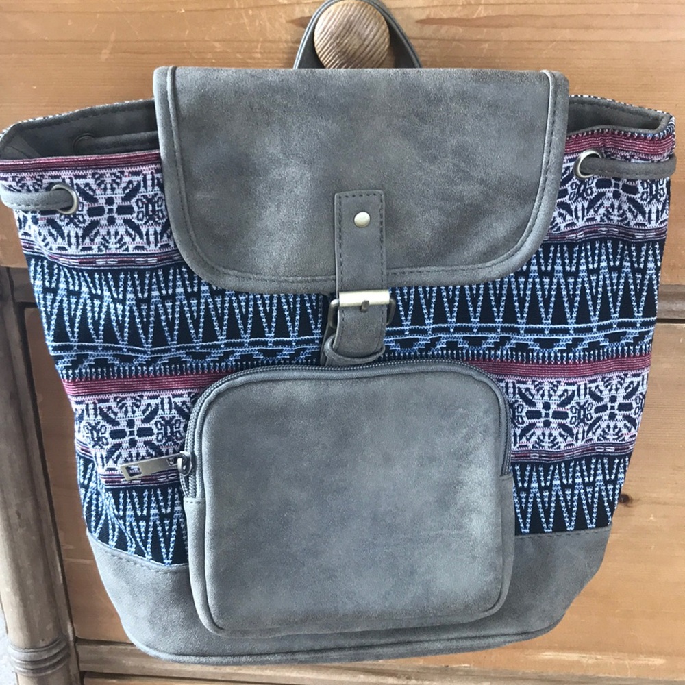 Lily Queen patterned packpack